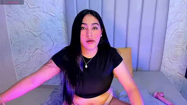 Lya dubois  online show from 03/30/26, 07:59