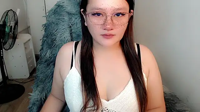 UrLovelyWetPussy online show from 03/03/26, 11:06