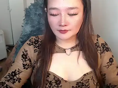 Snapshot of UrLovelyWetPussy chatting on 02/21/26, 08:05 UrLovelyWetPussy online show from 02/21/26, 08:05