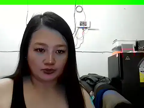 UrLovelyWetPussy online show from 03/04/26, 11:29