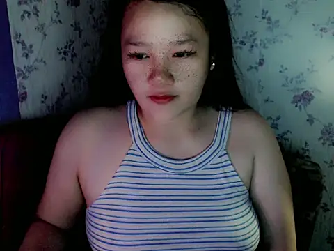 UrLovelyWetPussy online show from 04/13/26, 11:09