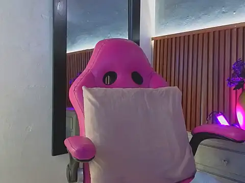 miss monserrate01 online show from 02/21/26, 12:51