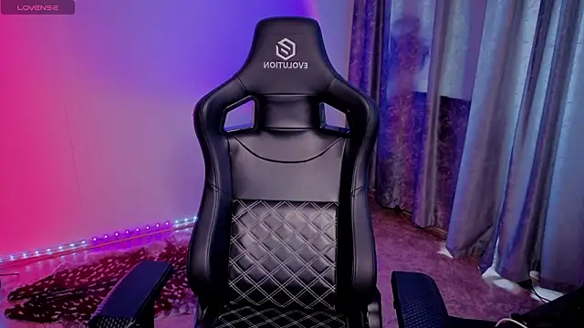 alice charm  online show from 03/21/26, 03:30