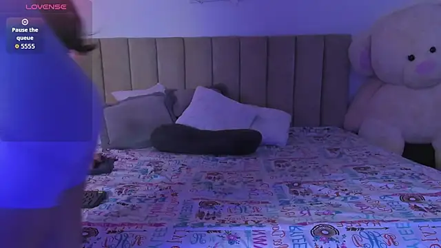 Snapshot of AmberRaiden chatting on 02/10/26, 03:49 AmberRaiden online show from 02/10/26, 03:49