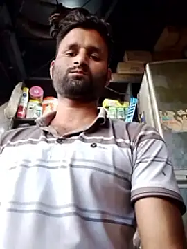 Snapshot of sos-boy chatting on 02/17/26, 09:39 sos-boy online show from 02/17/26, 09:39