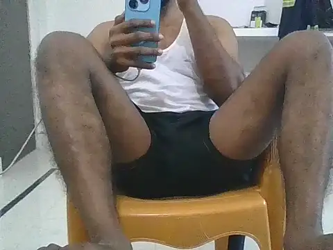 Snapshot of veeeer1239 chatting on 02/19/26, 08:00 veeeer1239 online show from 02/19/26, 08:00