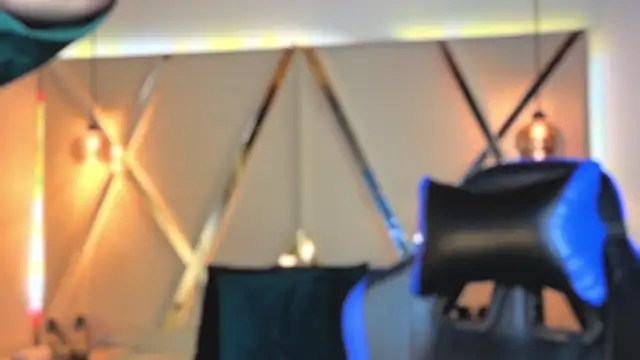 MeelFox online show from 02/20/26, 01:02