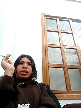 MeelFox online show from 04/13/26, 01:04