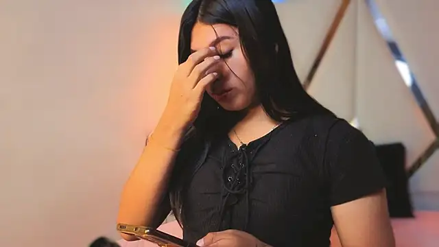 MeelFox online show from 04/08/26, 01:01