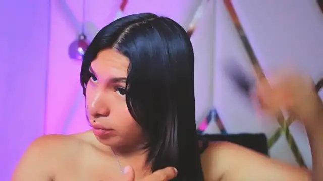 MeelFox online show from 04/14/26, 01:16