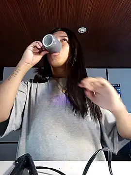 MeelFox online show from 02/06/26, 12:12