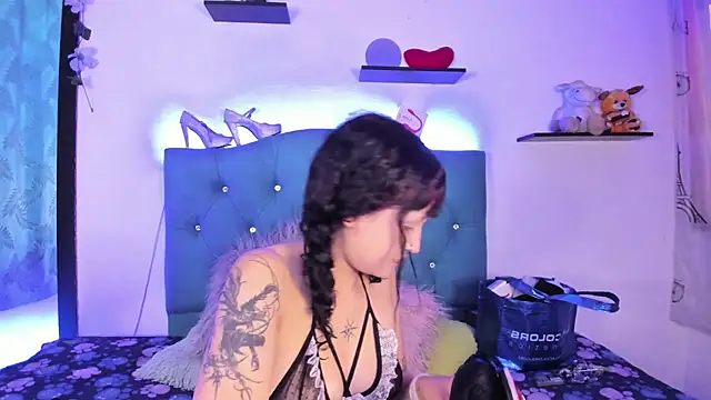 Gemma honey online show from 04/15/26, 02:10