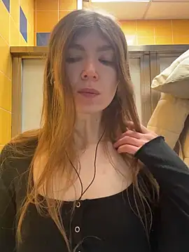 Snapshot of Bubble_Chloe chatting on 02/21/26, 08:05 Bubble Chloe online show from 02/21/26, 08:05