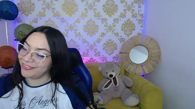 ALISS M  online show from 02/05/26, 08:04