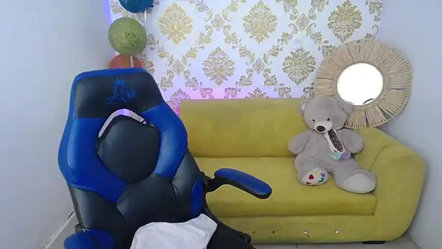 ALISS M  online show from 02/23/26, 09:15