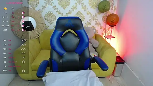 ALISS M  online show from 04/16/26, 09:39