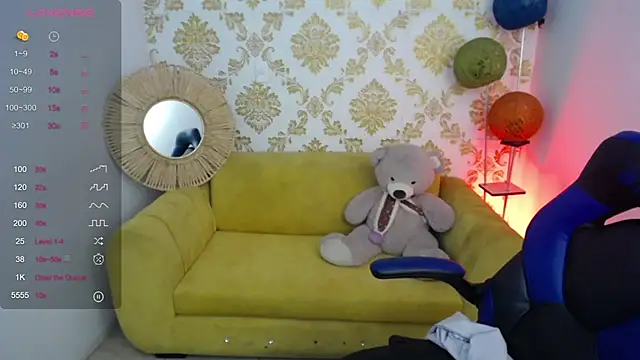 ALISS M  online show from 04/16/26, 08:09