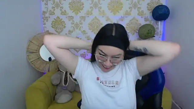 ALISS M  online show from 02/11/26, 07:47