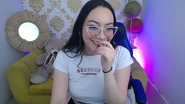 ALISS M  online show from 03/09/26, 08:12