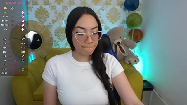 ALISS M  online show from 04/09/26, 08:04