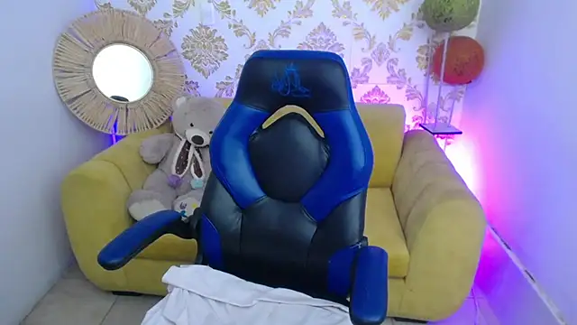 ALISS M  online show from 03/14/26, 09:04