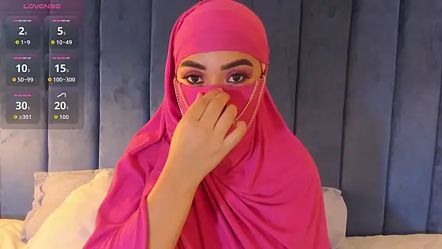 fatimarab   online show from 02/19/26, 03:36