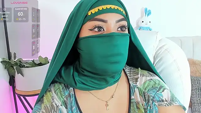 fatimarab   online show from 04/14/26, 01:54