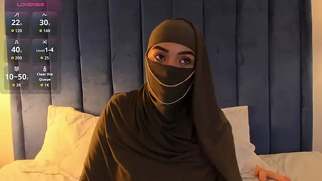 fatimarab   online show from 02/08/26, 02:42