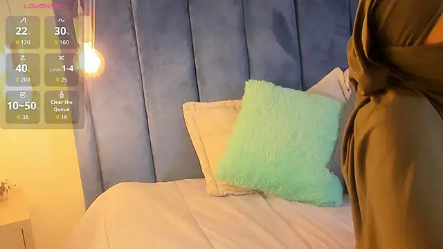 fatimarab   online show from 03/17/26, 03:20