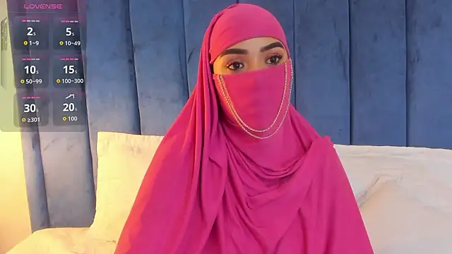 fatimarab   online show from 02/11/26, 03:50