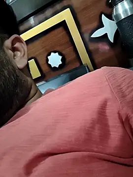 MrCurioX online show from 04/09/26, 03:07