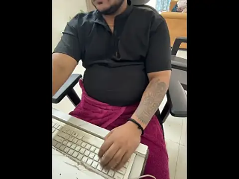 Snapshot of Rah0091 chatting on 02/25/26, 06:46 Rah0091 online show from 02/25/26, 06:46