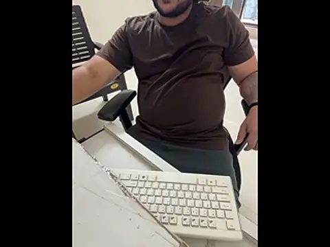 Rah0091 online show from 03/25/26, 08:46