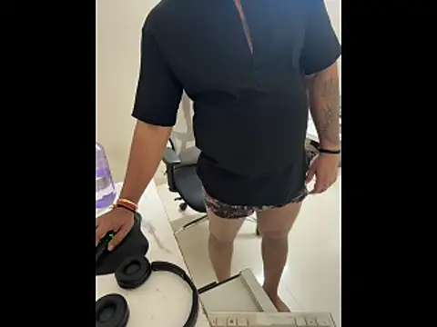 Rah0091 online show from 03/06/26, 05:52