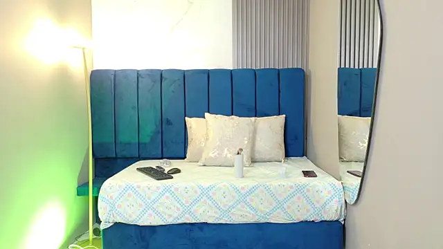 rouxinferno cr online show from 02/12/26, 04:23