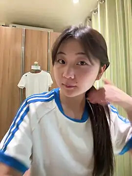 LXR77887 online show from 03/28/26, 09:32