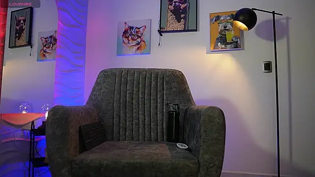 TaylerCross  online show from 03/10/26, 01:15