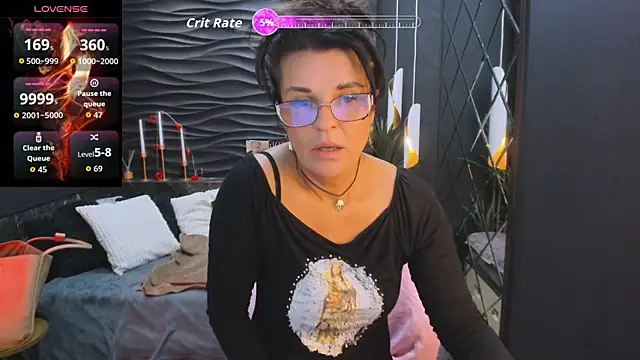 RikaCoutts online show from 04/18/26, 08:42