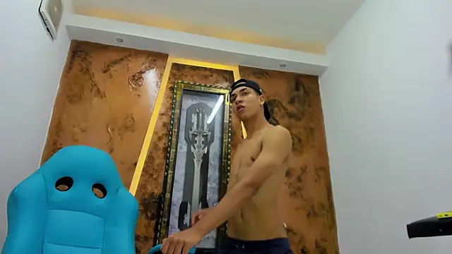 Snapshot of David_Bigcock20 chatting on 02/08/26, 07:55 David Bigcock20 online show from 02/08/26, 07:55