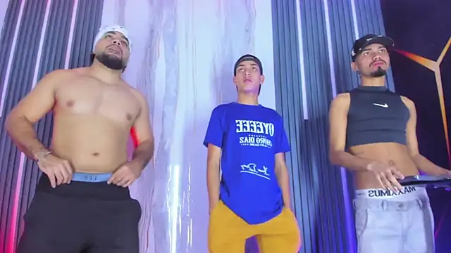 Snapshot of David_Bigcock20 chatting on 02/27/26, 08:52 David Bigcock20 online show from 02/27/26, 08:52