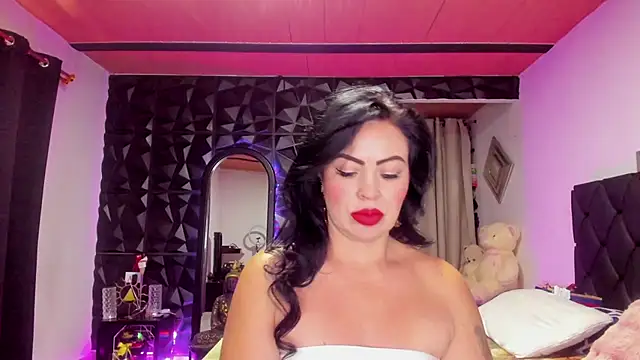 LINDA BLER online show from 03/19/26, 07:25