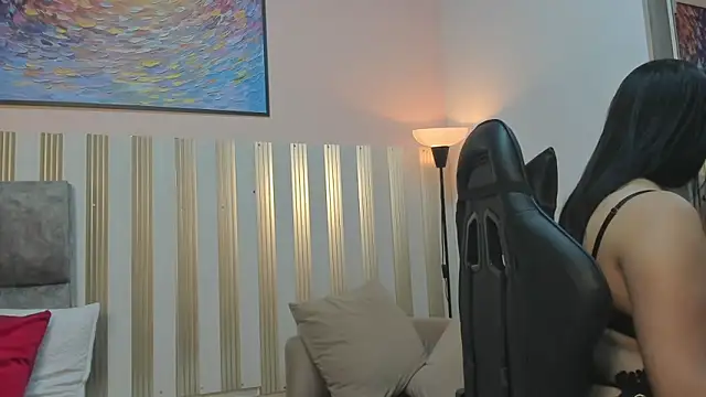 nina glow online show from 03/12/26, 11:25