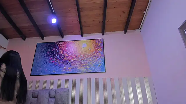 nina glow online show from 03/28/26, 11:11