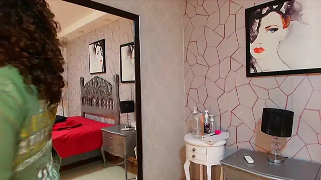 meganrousx online show from 03/26/26, 12:03