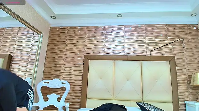 meganrousx online show from 02/21/26, 11:56