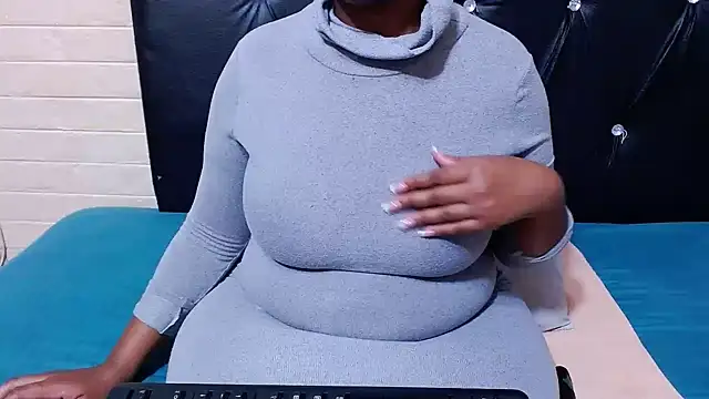 babyotria12 online show from 05/14/26, 06:05