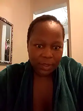 Snapshot of lah17 chatting on 03/19/26, 08:20 lah17 online show from 03/19/26, 08:20