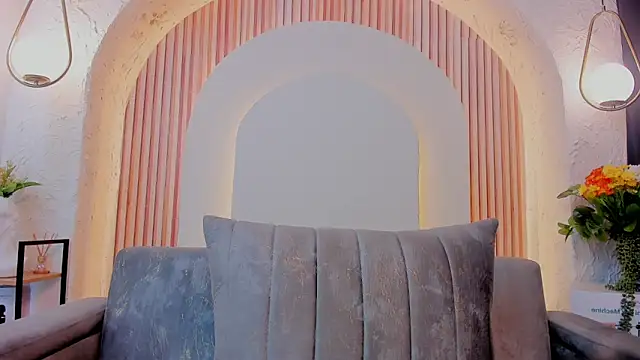 violet scott  online show from 03/26/26, 10:24