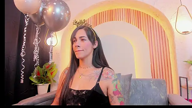 violet scott  online show from 03/04/26, 10:34