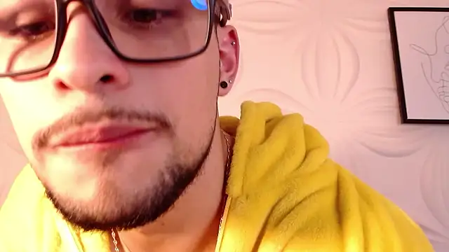 valenssio moretti online show from 03/13/26, 03:55